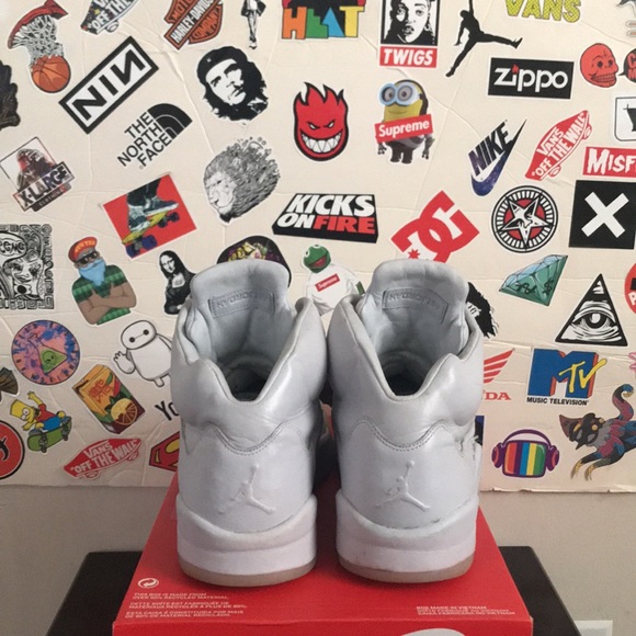 Air Jordan 5 Pure Platinum - Picture 3 of 4